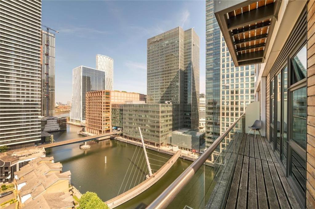 Penthouse Canary Wharf - Free Wifi Londra Exterior foto
